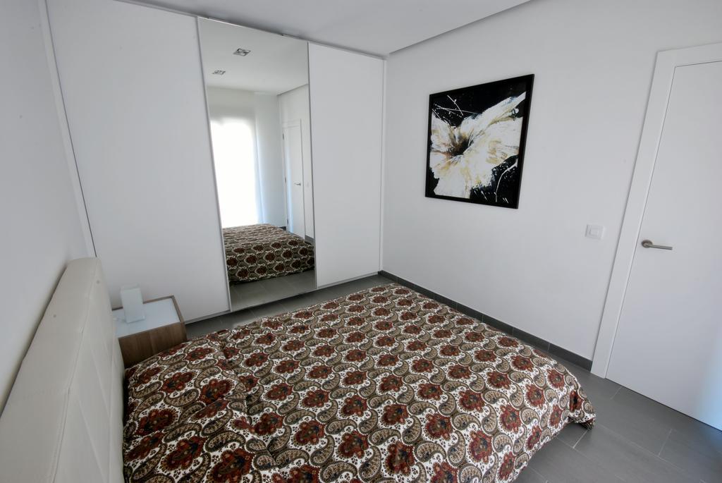 Gran Via Sdb Apartman Barcelona Kültér fotó