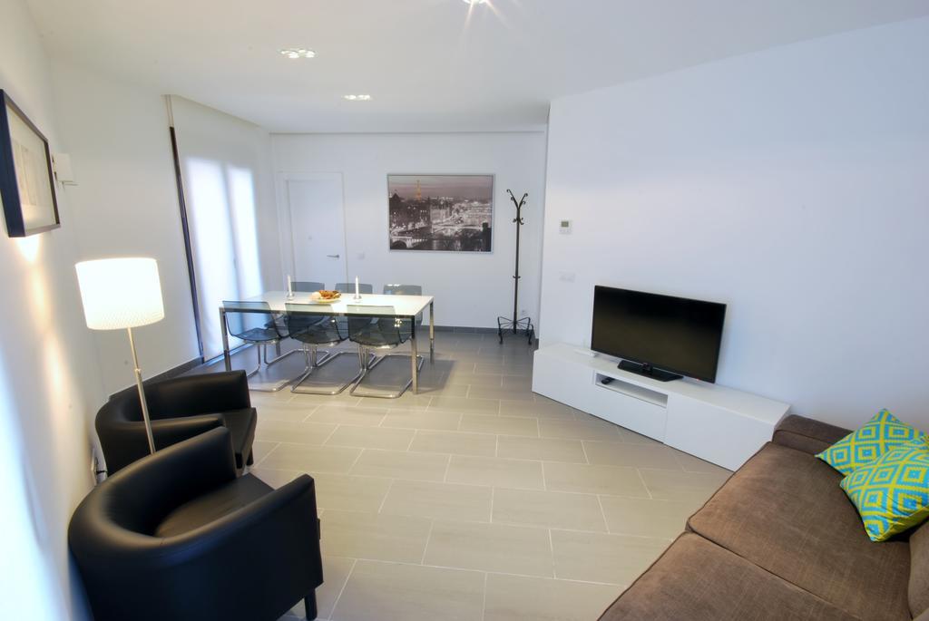 Gran Via Sdb Apartman Barcelona Kültér fotó